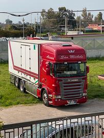 Motrice frigo Scania R 580