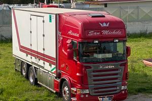 Motrice frigo Scania R 580