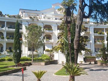 Attico e superattico cod. r14403