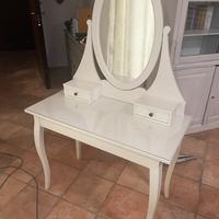 Toletta, mobile vanity bianco con specchio