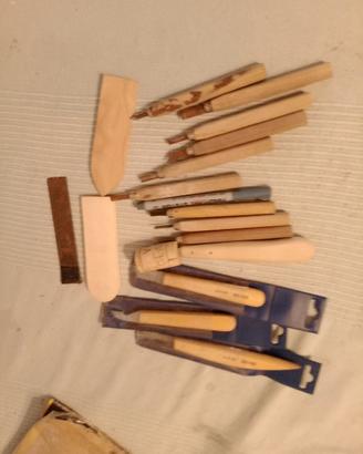 strumenti per intaglio 