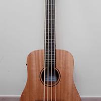 Ukulele Basso