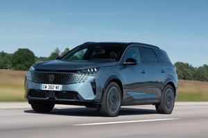 PEUGEOT 5008 Hybrid 145 e-DCS6 Allure