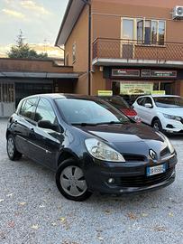 Renault Clio 1.2 16V 5 porte Luxe