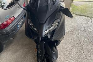 T max 560 anno anno06/2024 solo 5 mila km unipropr