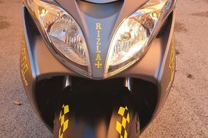 Suzuki Burgman 400 lux - 2014