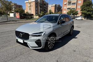 VOLVO XC60 B4 (d) automatico Plus Dark