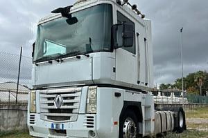 RENAULT MAGNUM 460 DXI CON CAMBIO AUTOMATICO-2008