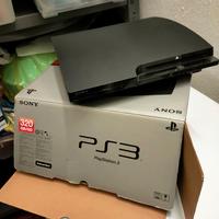 Sony PlayStation 3 PS3 320 GB + 2 controller