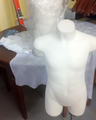 PORTA ABITI MANICHINI