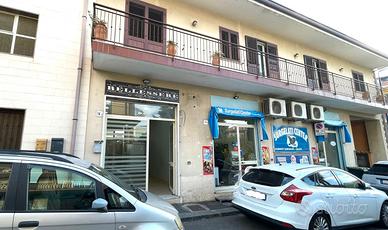 Bottega 1 luce - Pedara Centro