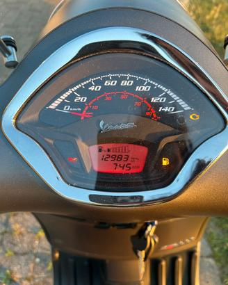 Vespa 300 gts sport