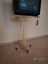 tavolo in plexiglass 