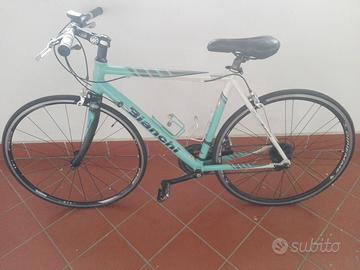 Bici corsa Bianchi Via Nirone 7 cambio Shimano 105