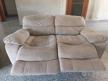 Due divani poltrone pieghevoli