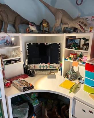 Scrivania IKEA MICKE 100x142