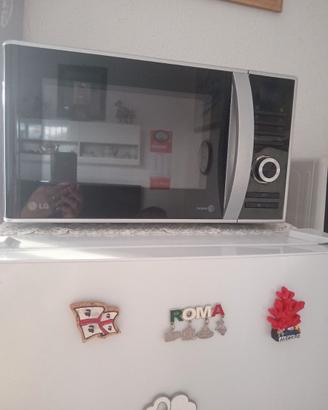 Forno a microonde lg