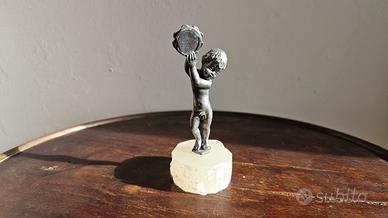 Putto in bronzo , antico 