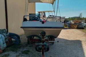Barca natante + carrello + motore Honda 4 t 20 CV