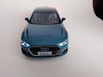Audi A7 1 24 6 aperture Luci Fari Stop Nuova 
