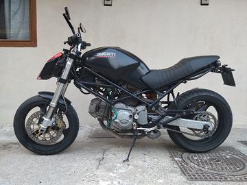Ducati Monster 600