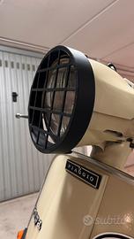 Griglia faro vespa Px