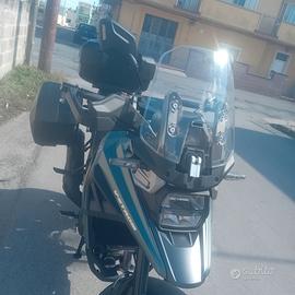 suzuki  v stom 1050  modello se anno 2026