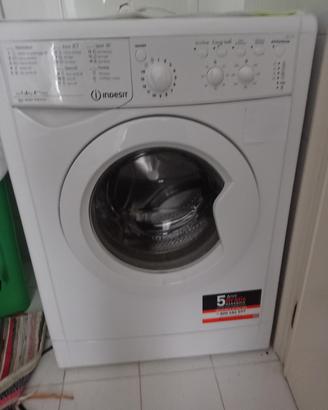 lavatrice Indesit 