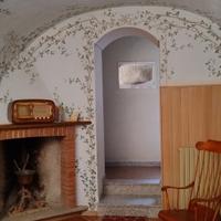 Casa arredata semi indipendente con giardino