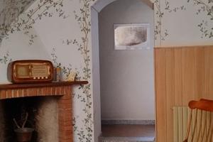 Casa arredata semi indipendente con giardino