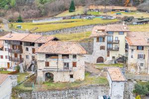 RUSTICO A ISERA