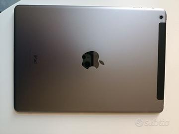 iPad Air 2  con cover usato molto poco