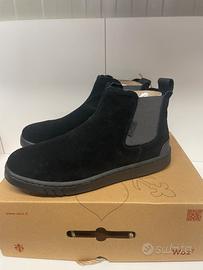 Scarponcino in vera pelle scamosciata n 42 nero