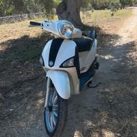 Liberty 50 bianco