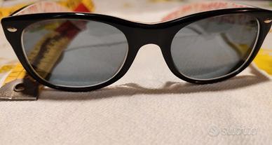 Montatura Ray-Ban Wayfarer con lenti graduate 