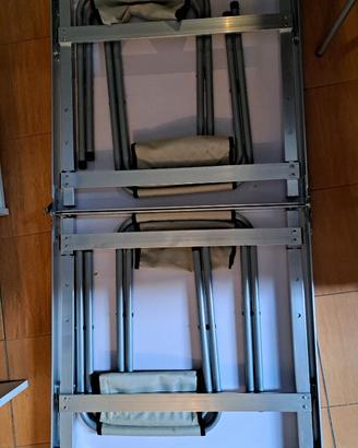 Tavolo pieghevole con 4 sgabelli