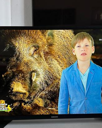 smart tv samsung 32 polici 4k UHD t2 integrato 