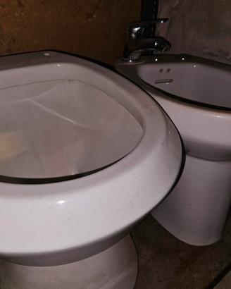 water e bidet con rubinetteria sanitari bagno