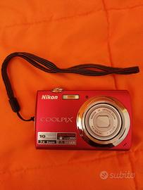 Nikon colpix S220
