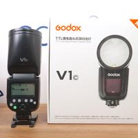 Godox V1-C
