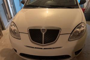 Lancia Ypsilon 1.2 Benzina 60 CV