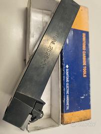 Porta inserti SUMITOMO mod. MT JNC