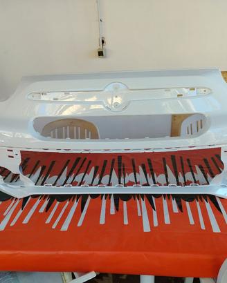 paraurti anteriore fiat 500l