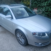 Audi A4 3000 v6 avanti quattro