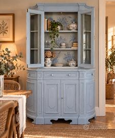 Credenza in stile provenzale