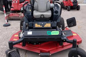 Trattorino tagliaerba Toro 7210 Groundmaster usato