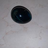 uovo in pietra verde 
