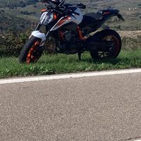 Ktm 890 duke R