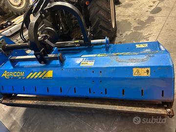 Trattori trincia e spandiconcime