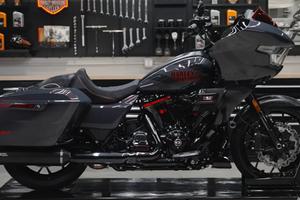 Harley-davidson CVO 121 Road Glide ST